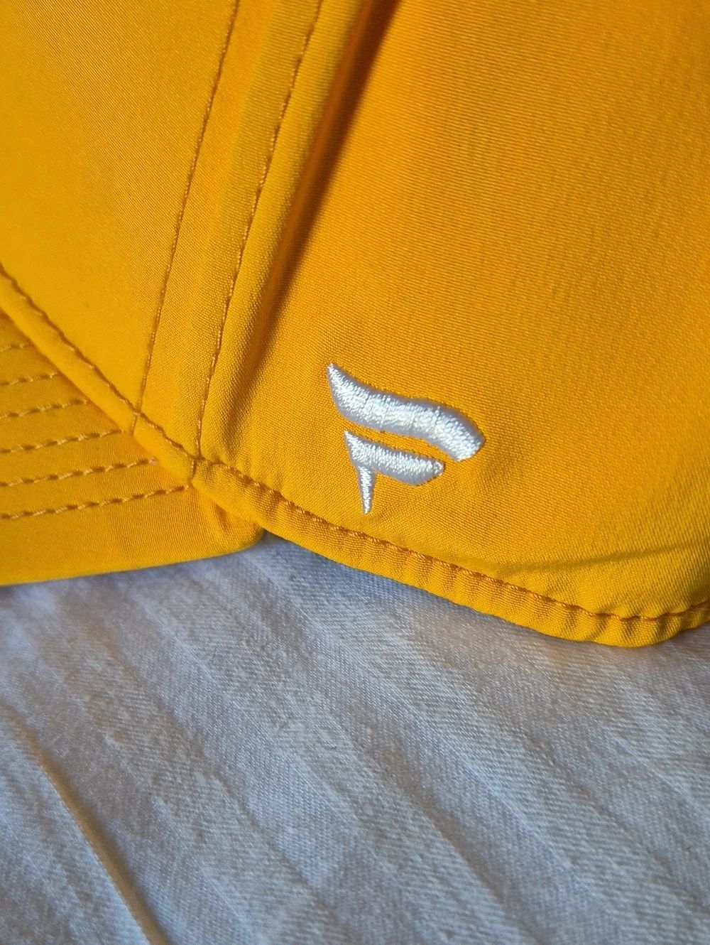 Fanatics University of Wyoming Cowboys Flexfit Large/XL Hat - New - Picture 5 of 11